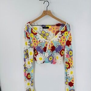 AKIRA Crochet Flower Top Granny Square Indie Boho Festival Size M Artsy Beach